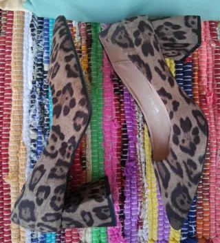 Zapatos tacón bajo MALIEN leopardo talla 37