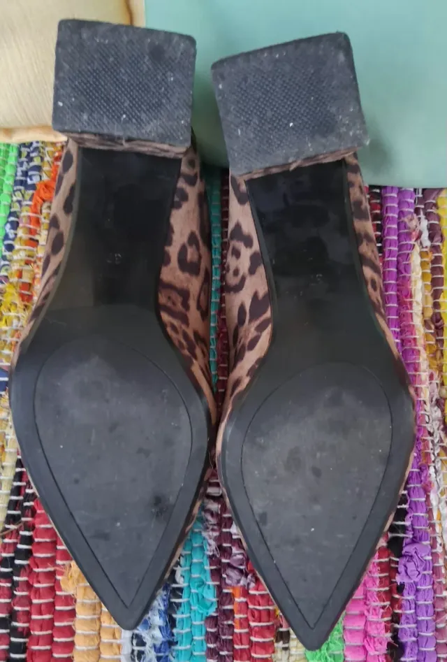 Zapatos tacón bajo MALIEN leopardo talla 37