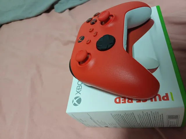 Mando xbox pulse red
