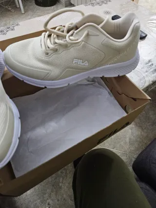 Zapatillas Fila Beige