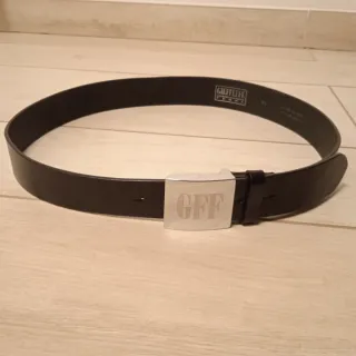 Cintura uomo GFF nera fibbia argento 90cm.