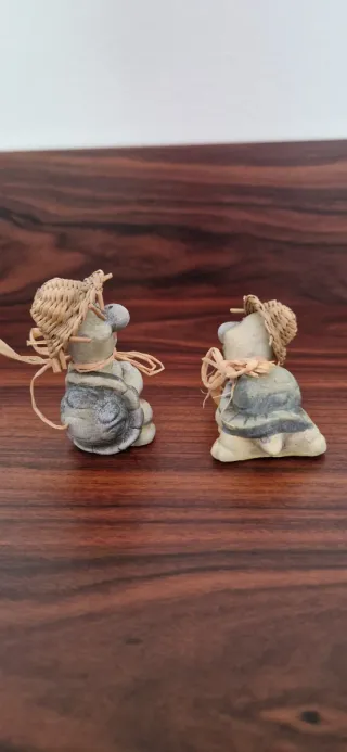 Coppia tartarughe in terracotta con cappello