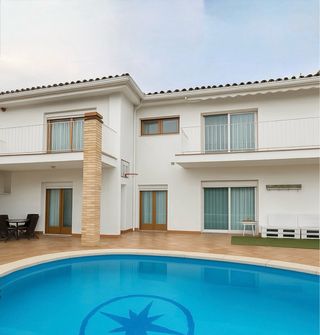 Chalet Tossa de Mar 5 hab. con licencia turística