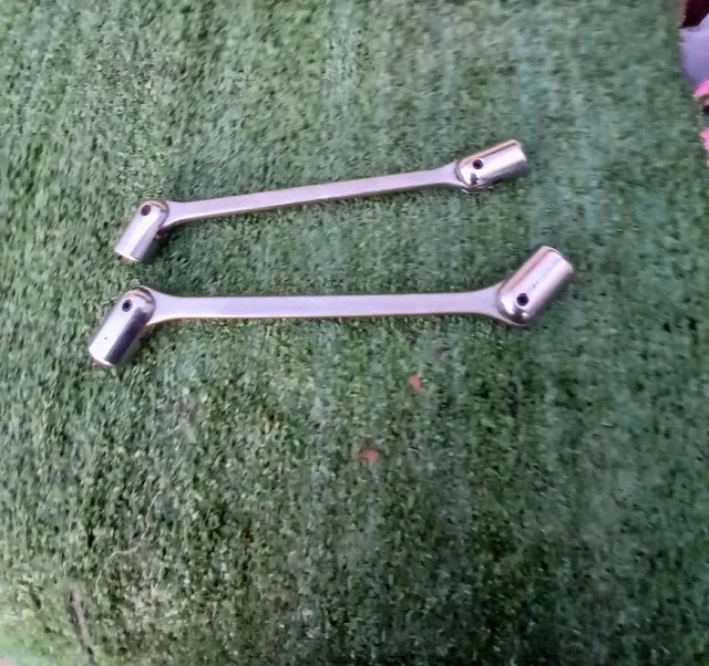 Juego de llaves articuladas