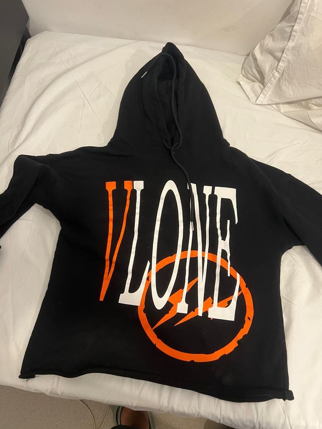 Sudadera Vlone Cropped Negra y Naranja