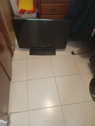 2 Televisores LG Negros