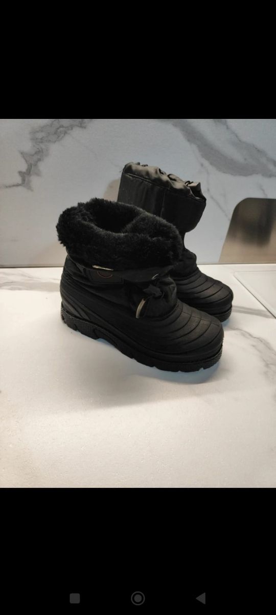 Scarponi neve neri imbottiti 34/35