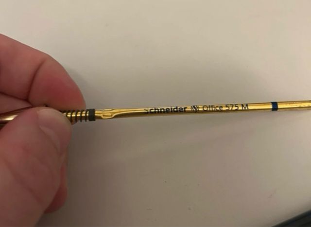 Bolígrafo CIROS negro y dorado