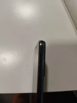 Samsung S22 con caricatore