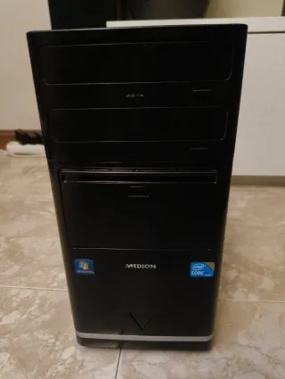 Ordenador Sobremesa Medion Negro i7 Nvidia 1660 S.