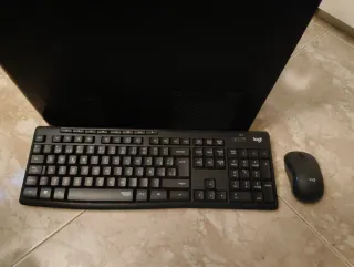 Ordenador Sobremesa Medion Negro i7 Nvidia 1660 S.