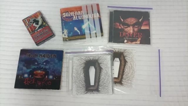 Lote 4 CDs + Cinta Cassette Rock/Metal