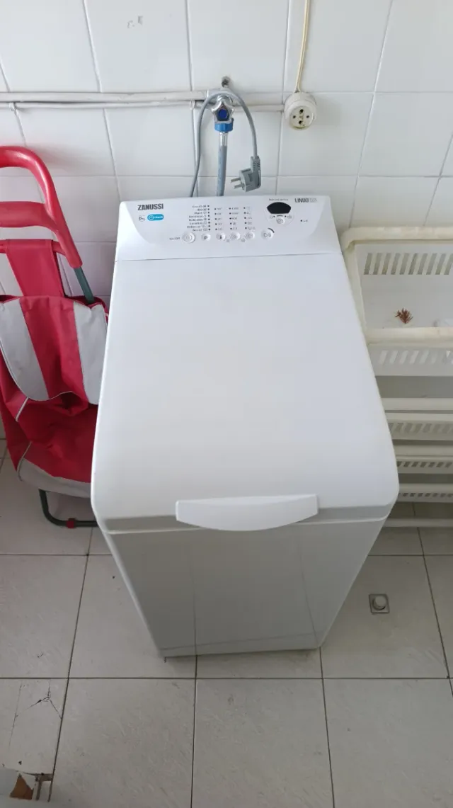 Lavadora Zanussi 296×396