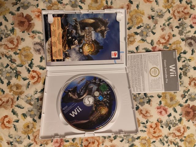Monster Hunter 3 Tri Wii Classic Controller Pro Pa