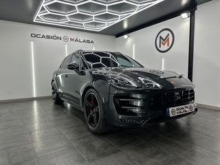 Porsche Macan Turbo con paquete Performance