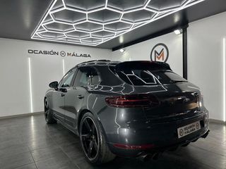 Porsche Macan Turbo con paquete Performance