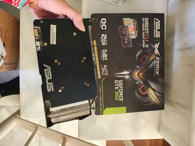 Tarjeta Gráfica ASUS STRIX GTX 960 OC 2GB