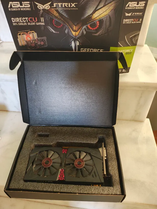 Tarjeta Gráfica ASUS STRIX GTX 960 OC 2GB