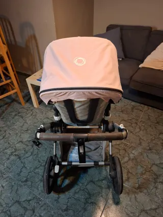 Carro de bebé Bugaboo Fox de 2020 + capazo