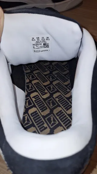 Zapatillas Puma Modelo Suede XL Negras. Talla 45.