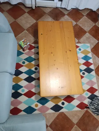 Mesa de centro de salón madera