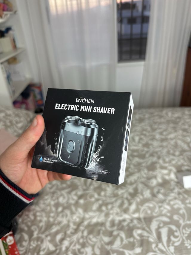 Afeitadora Eléctrica Enchen Mini Shaver Negra