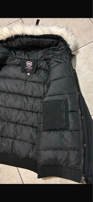 Canada Goose Giubbotto Nero con Cappuccio