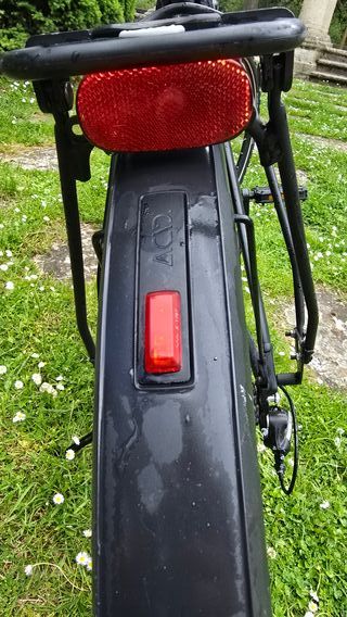 Bicicleta Cube Nature Trekking Negra