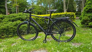 Bicicleta Cube Nature Trekking Negra