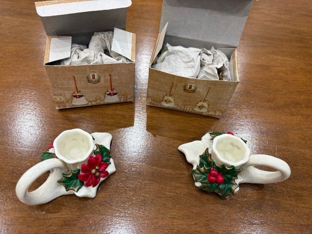 Set 2 portacandele e 4 campanelle natalizie