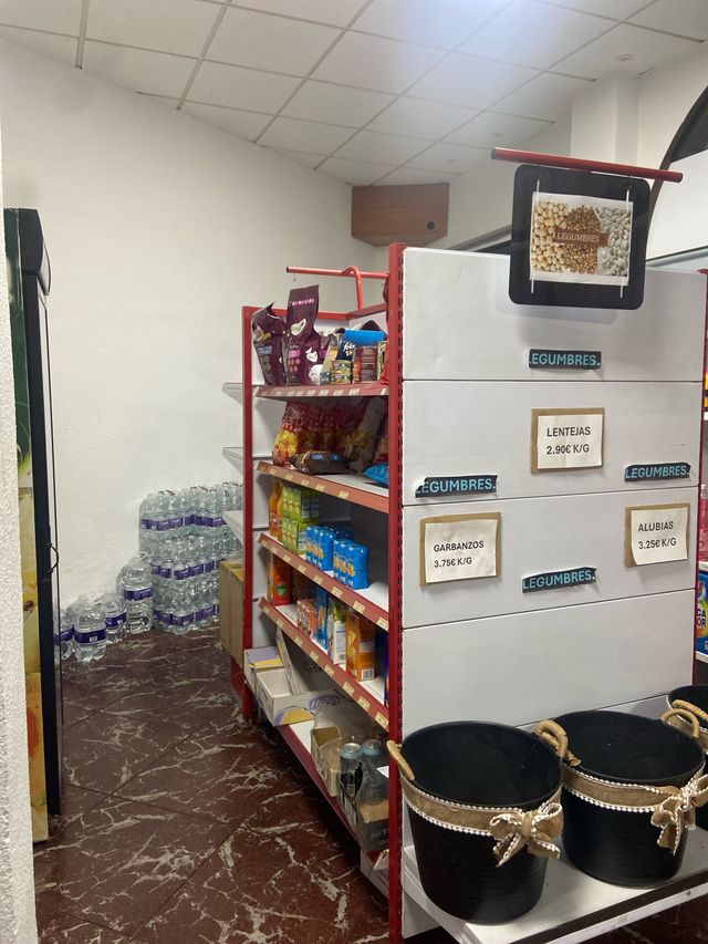 Estantería doble metálica y de plástico