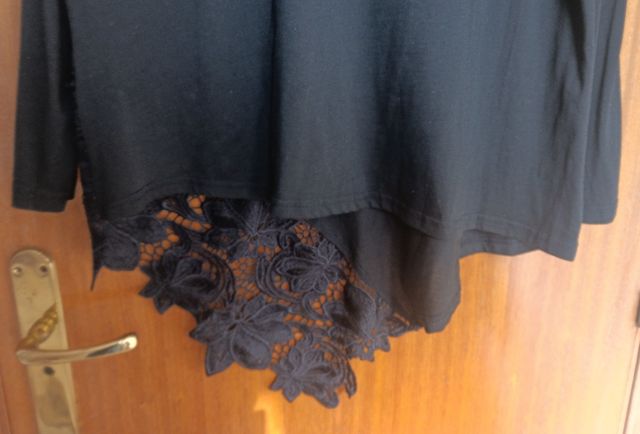 Camiseta negra Shein Curve con puntilla Talla XL