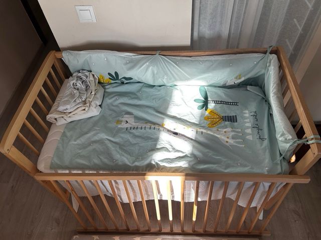 Cuna colecho Koala 3x1 convertible Colchón nuevo.