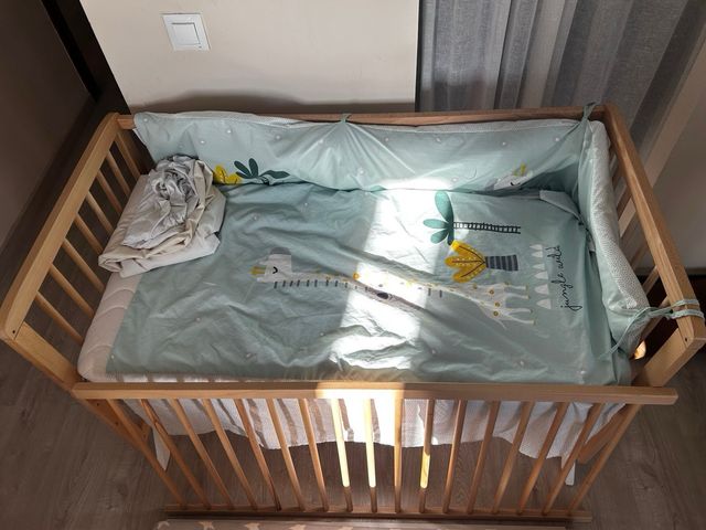 Cuna colecho Koala 3x1 convertible Colchón nuevo.