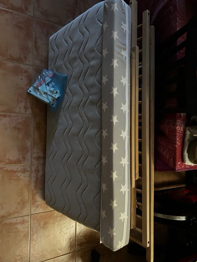 Cuna colecho Koala 3x1 convertible Colchón nuevo.