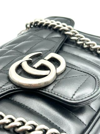 Bolso Gucci Marmont Negro Piel Cadena Plata