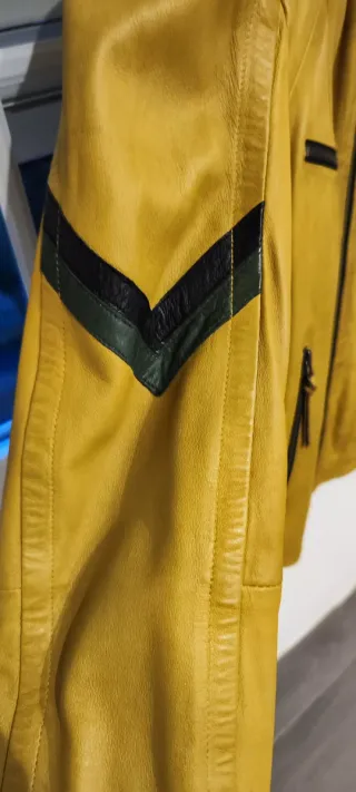 Chaqueta mujer de Piel autentica Carlos Ibañez.