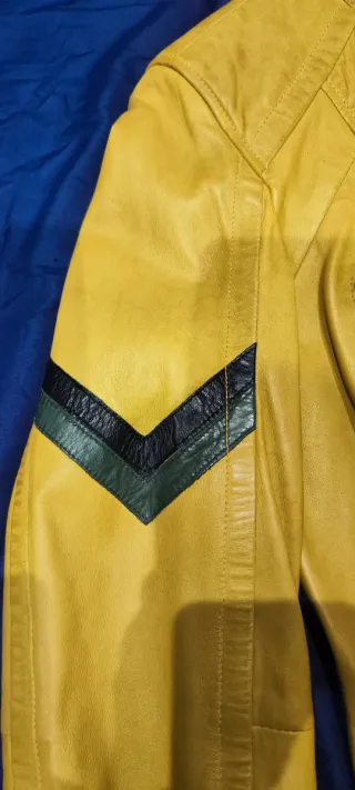 Chaqueta mujer de Piel autentica Carlos Ibañez.