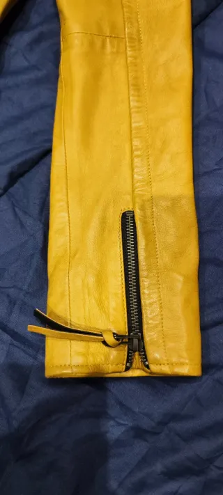 Chaqueta mujer de Piel autentica Carlos Ibañez.