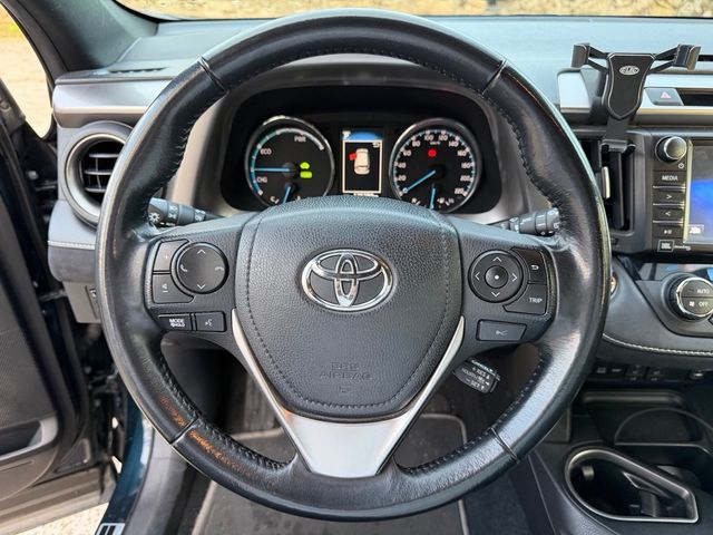 Toyota RAV4 2017