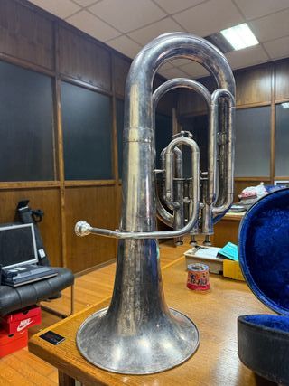 Tuba A. Courtois Paris