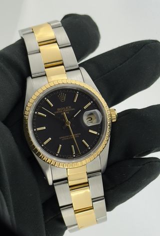 Rolex Oyster Perpetual Date 15223