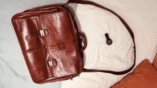 Maleta de piel marrón