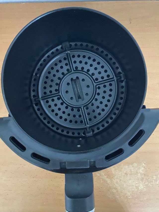 Freidora de aire Salter negra