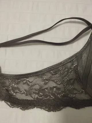 Sujetador Passionata gris con encaje