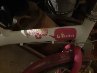 Bicicleta infantil rosa +casco+ timbre