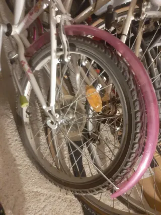 Bicicleta infantil rosa +casco+ timbre