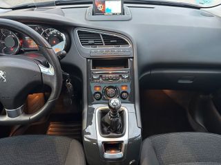 Peugeot 5008 7 Plazas 1.6 BlueHDi 120 cv Allure