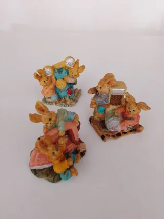 Figuras decorativas de resina.