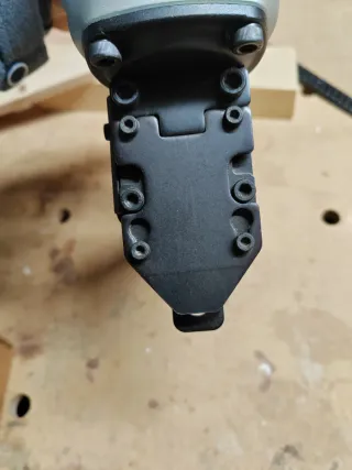 Clavadora neumática corrugada CORGRAP CF15-S